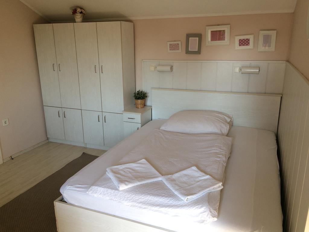 Ida Rooms Lajosmizse Eksteriør billede